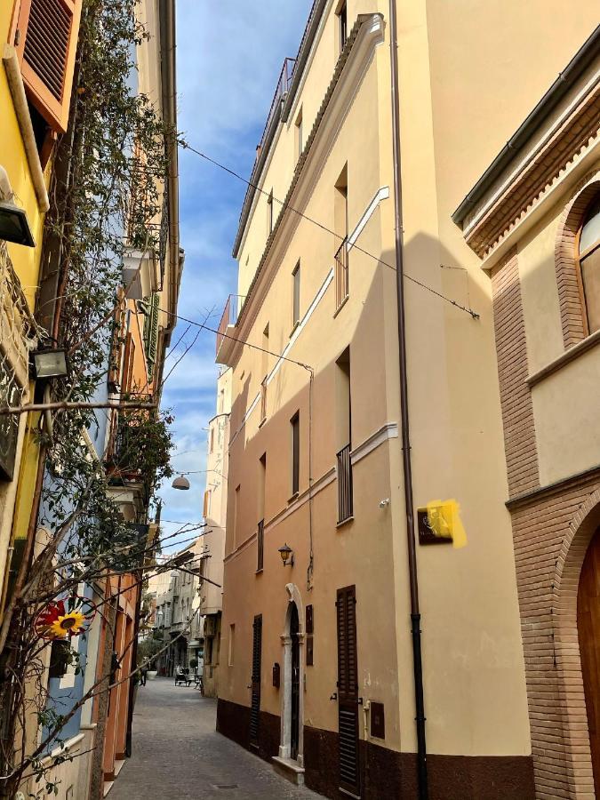 Hotel Mario Al Borgo San Benedetto del Tronto Esterno foto