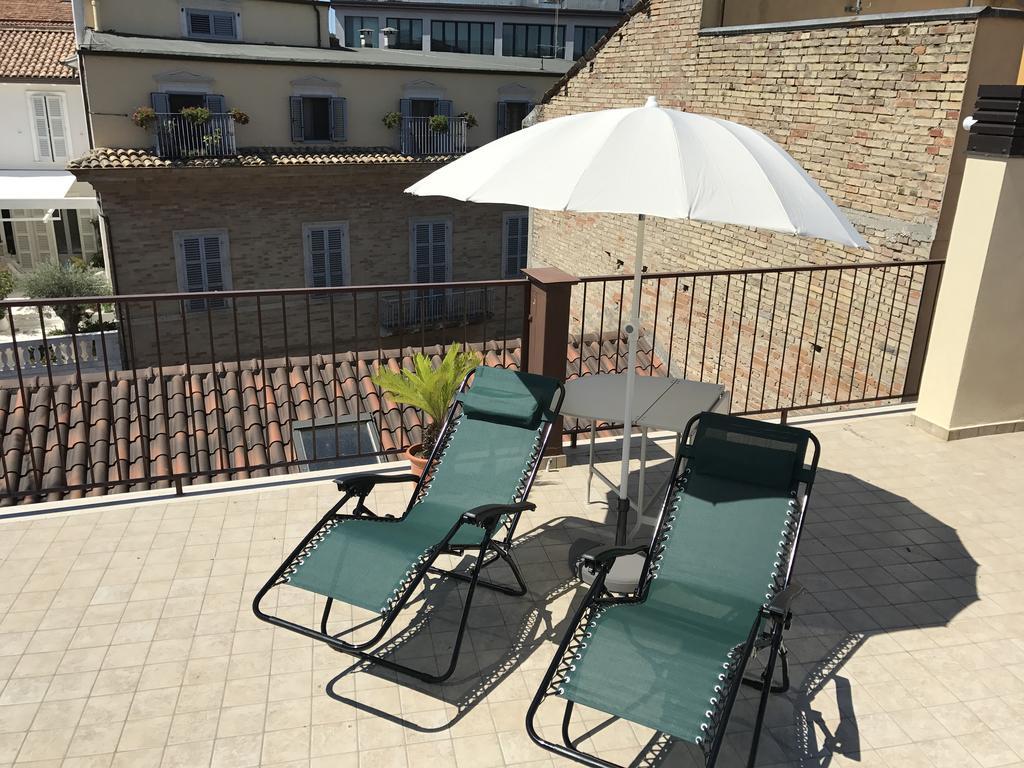 Hotel Mario Al Borgo San Benedetto del Tronto Esterno foto