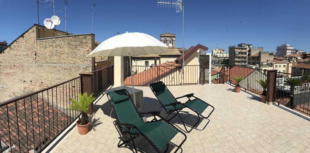 Hotel Mario Al Borgo San Benedetto del Tronto Esterno foto